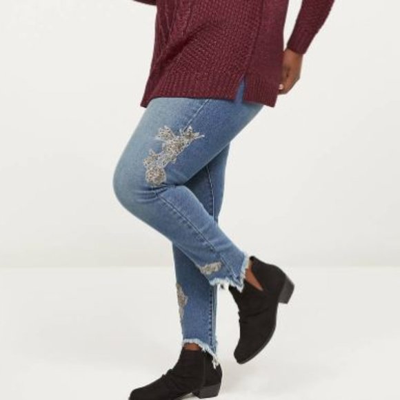 Lane Bryant Denim - LANE BRYANT SKINNY BEADED JEAN NWT 24W